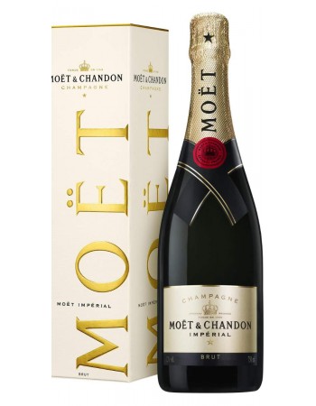 NV Moët & Chandon Impérial Brut Champagne gift Box..